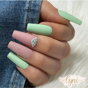 BALLERINA NÄGEL - DIE BELIEBTESTE NAGELFORM