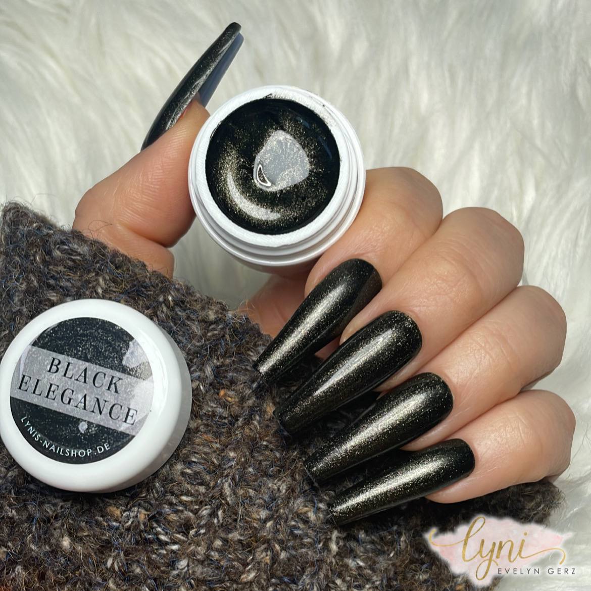 Farbgel Black Elegance 5ml Premium* für Nageldesign Nägel & Nagelstudios Farbgel Black Elegance 5ml Premium*, color gel, colour gel, Farbe für Nägel, Gel Farben, Gelnägel Farbe für Nägel im Nageldesign & Nagelstudios