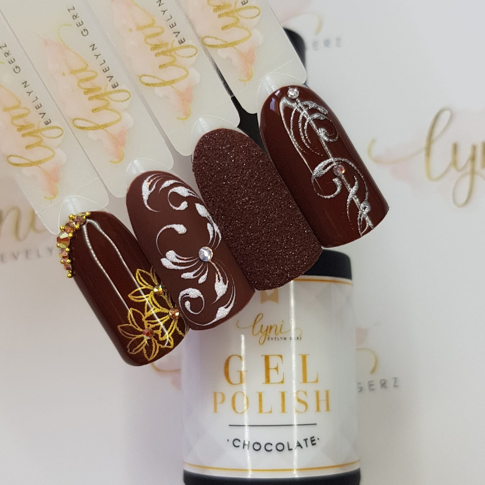 Shellac · Chocolate 7,3ml für Nageldesign Nägel & Nagelstudios Shellac · Chocolate 7,3ml, braun, gel polish, gellack, nail polish, uv lack für Nägel im Nageldesign & Nagelstudios