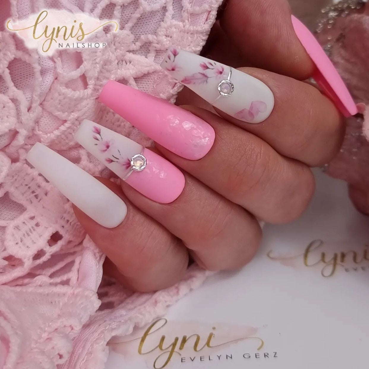 NailArt Wrap · 5155 für Nageldesign Nägel & Nagelstudios NailArt Wrap · 5155, Blumen, Design Motive, Federn, Herzen, Pink, Rosa, slider, Tattoo, wassertattoo für Nägel im Nageldesign & Nagelstudios