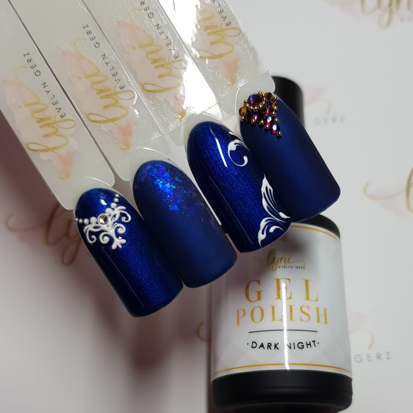 Shellac · Dark Night 7,3ml für Nageldesign Nägel & Nagelstudios Shellac · Dark Night 7,3ml, blau, gel polish, gellack, nail polish, schimmer, uv lack für Nägel im Nageldesign & Nagelstudios