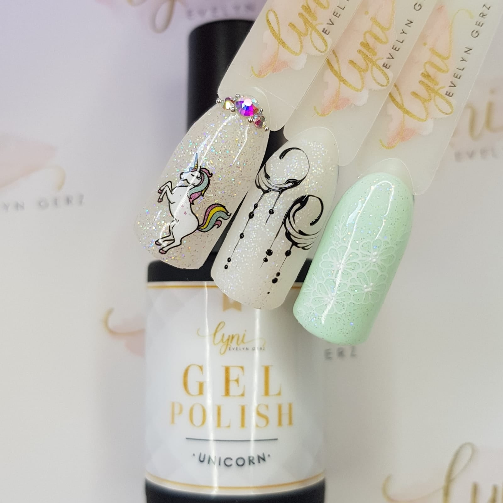 Shellac · Unicorn 7,3ml für Nageldesign Nägel & Nagelstudios Shellac · Unicorn 7,3ml, gel polish, gellack, glimmer, glitter, glitzer, holo, nail polish, uv lack für Nägel im Nageldesign & Nagelstudios