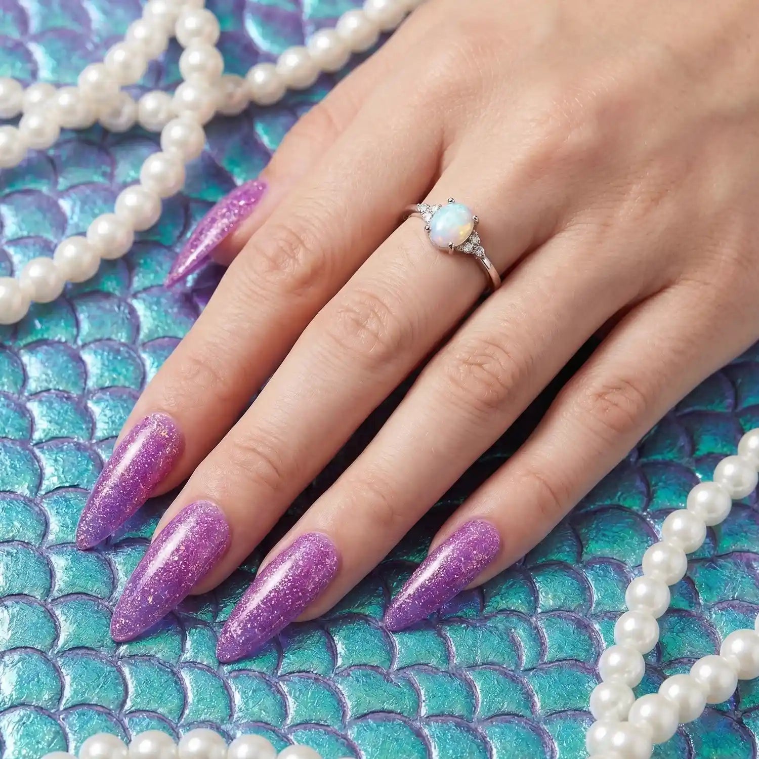 Mermaid Builder Gel · Lilac 15ml, Aufbaugel, bunt, irisierend, schimmer für Nägel im Nageldesign & Nagelstudios