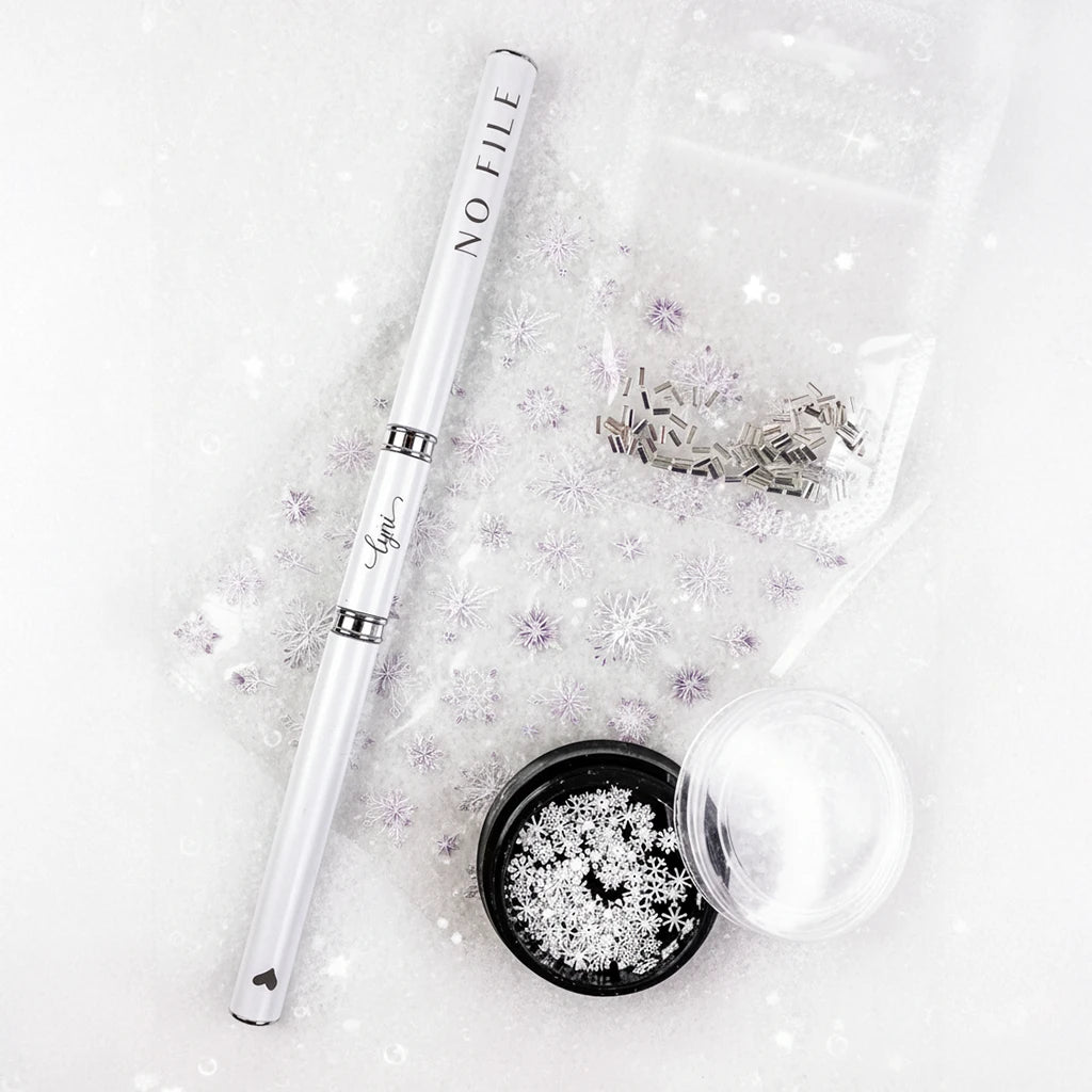 LyniBox · Winter's Kiss, lynibox für Nägel im Nageldesign & Nagelstudios