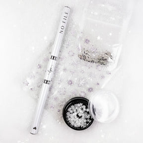 LyniBox · Winter's Kiss