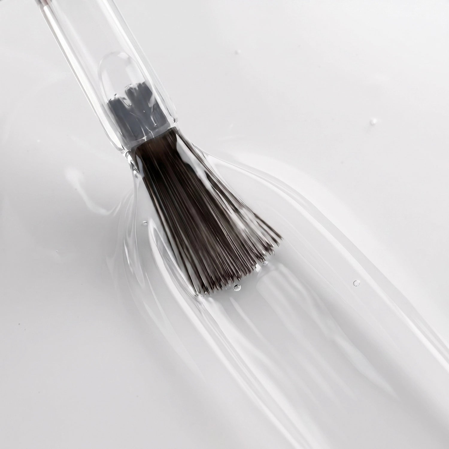 Gel in a bottle · Clear 15ml*, Aufbaugel in der Flasche, Builder in the bottle, Gel in der Flasche, Naturnagelverstärkung für Nägel im Nageldesign & Nagelstudios