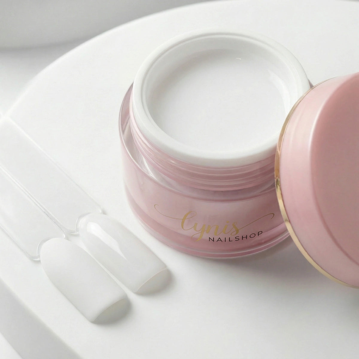 Camo Builder · Milky White*