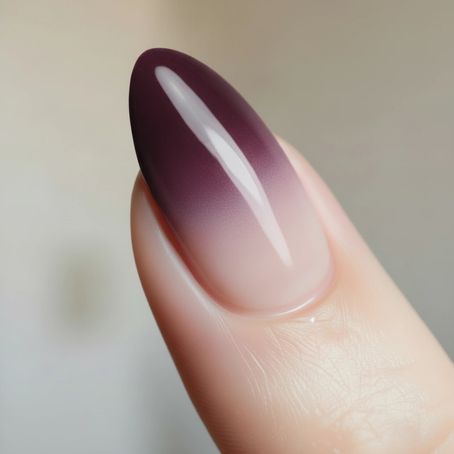 Ombre Babyboomer Gel · Dark Berry 2g, Aura-Effekt, Babyboomer Gel, Farbverlauf, Ombre Gel, Ombre Verlauf, Verlauf für Nägel im Nageldesign & Nagelstudios