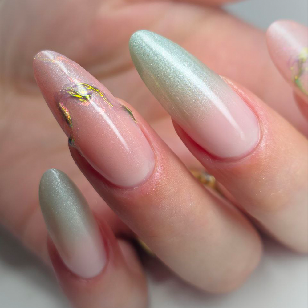 Ombre Babyboomer Gel · Fairy Mint 2g, Aura-Effekt, Babyboomer Gel, Farbverlauf, Ombre Gel, Ombre Verlauf, Verlauf für Nägel im Nageldesign & Nagelstudios
