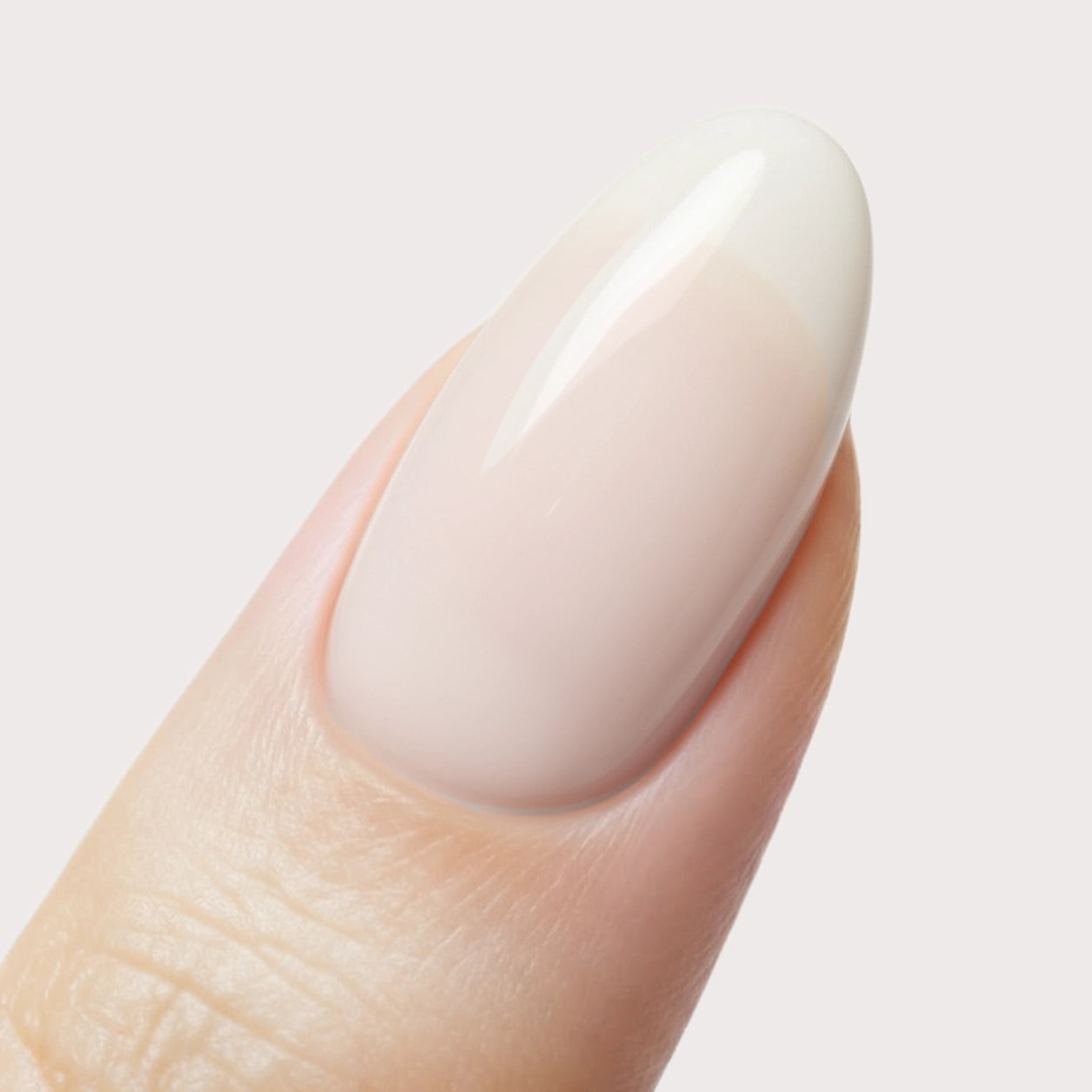 Liquid Builder · Ivory 10ml, Aufbaugel in der Flasche, Builder in the bottle, Gel in der Flasche für Nägel im Nageldesign & Nagelstudios