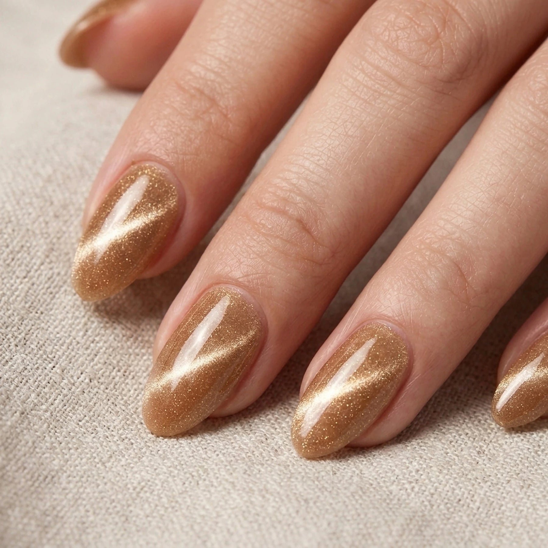 Shellac · Cat Eye Champagne 06 10ml, Effekt Lack, gel polish, Gellack, hidden, Magnet Lack, nail polish, uv lack für Nägel im Nageldesign & Nagelstudios