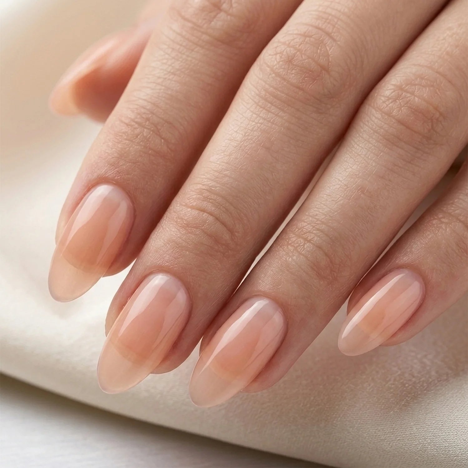 Shellac · Sheer Peach Whisper 10ml, gel polish, nail polish, uv lack für Nägel im Nageldesign & Nagelstudios