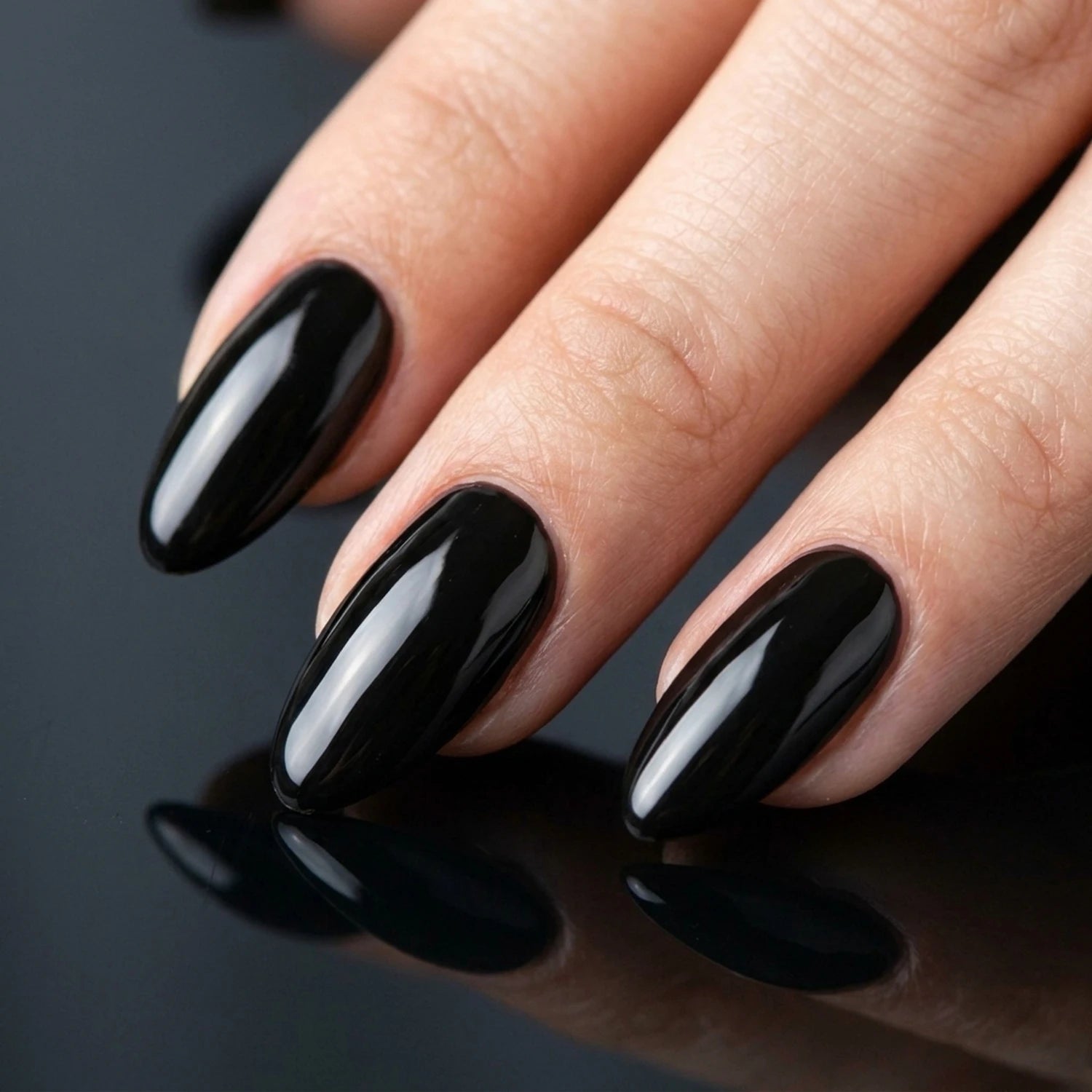 Shellac · Black 10ml, gel polish, gellack, nail polish, schwarz, shellac black, uv lack für Nägel im Nageldesign & Nagelstudios