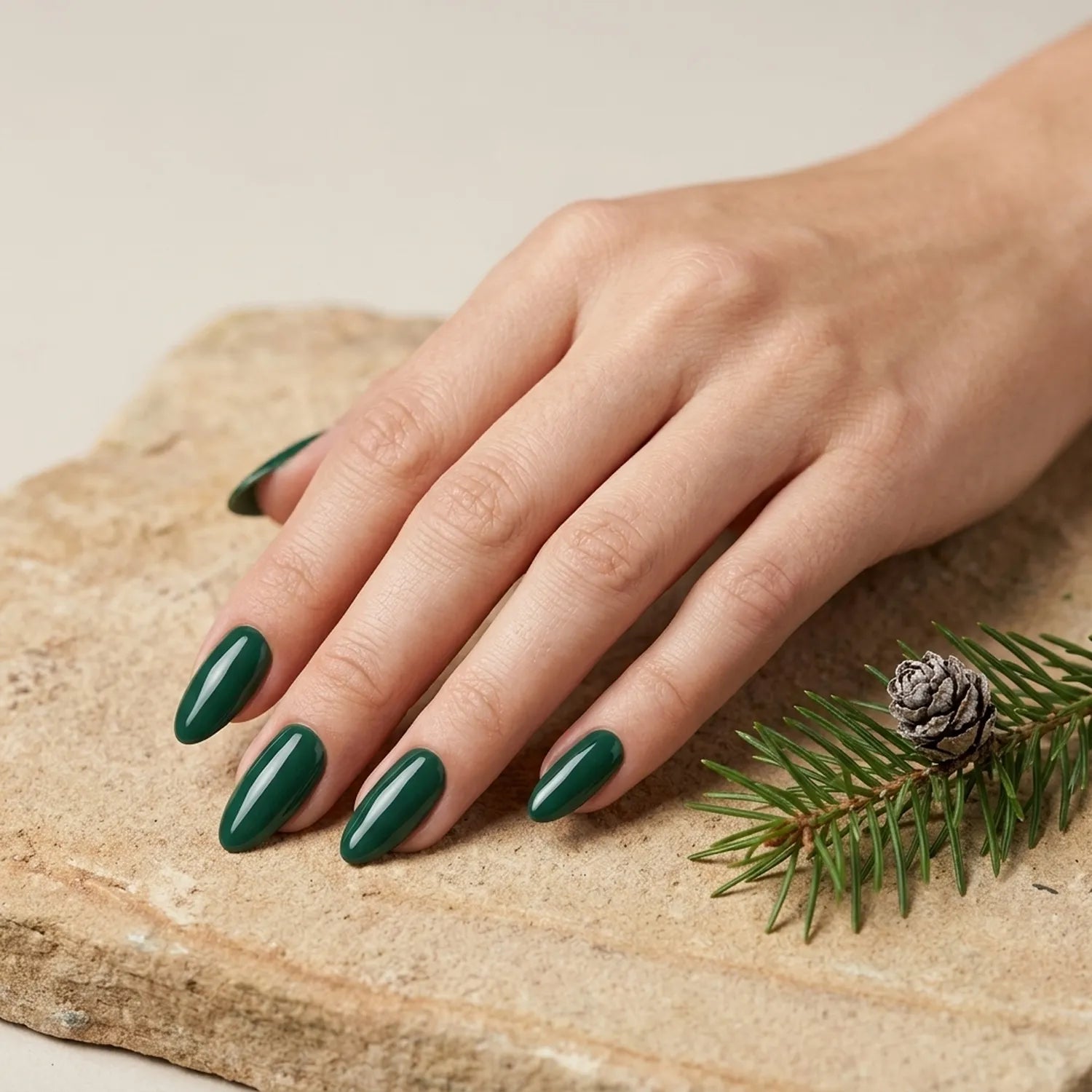 Shellac · Fir Green 10ml, gel polish, gellack, grün, nail polish, uv lack für Nägel im Nageldesign & Nagelstudios
