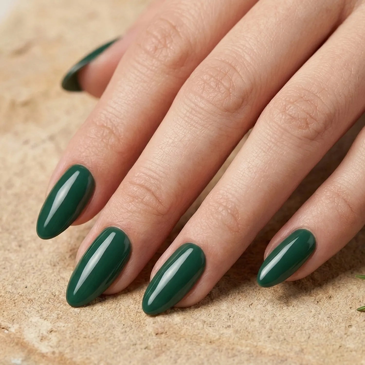 Shellac · Fir Green 10ml, gel polish, gellack, grün, nail polish, uv lack für Nägel im Nageldesign & Nagelstudios