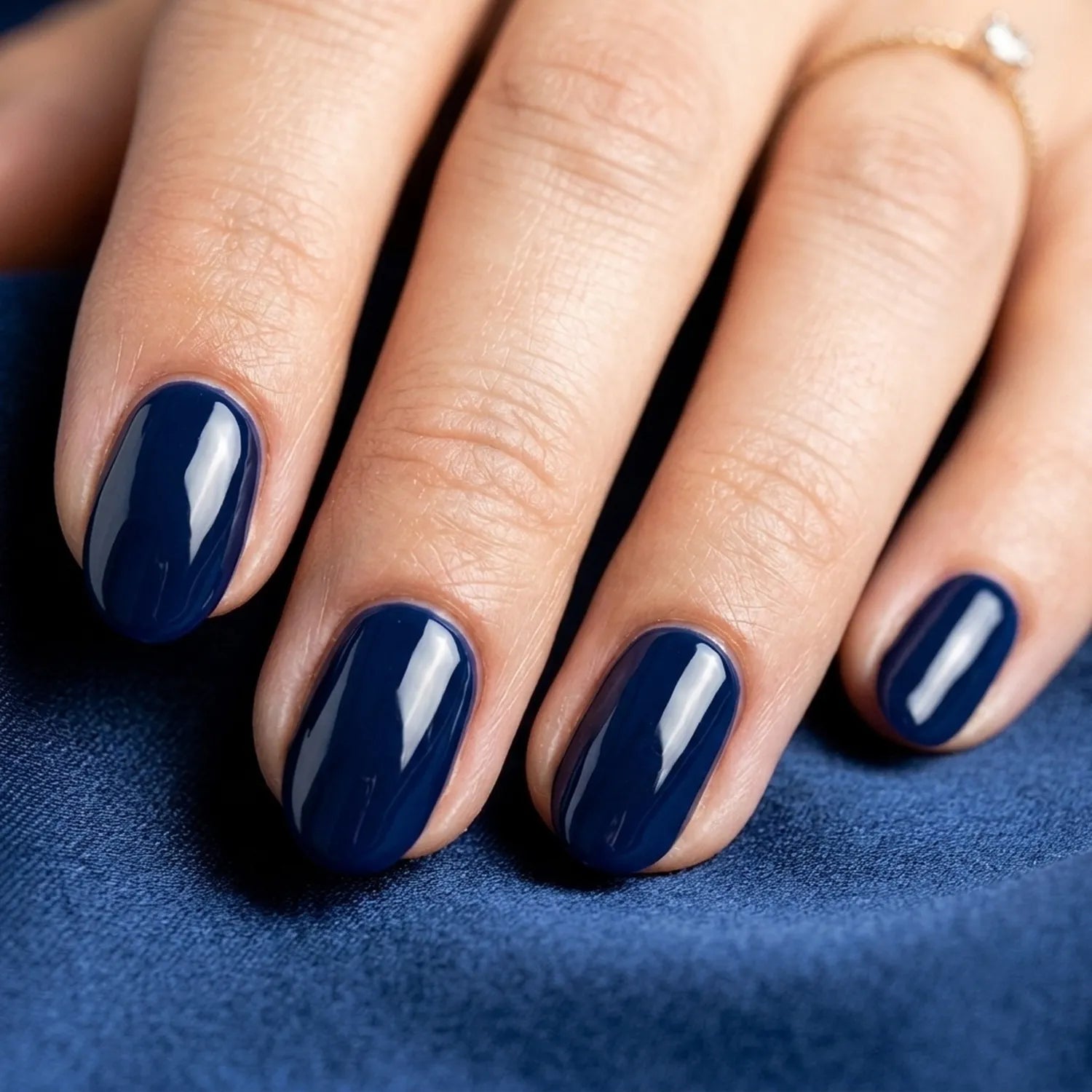 Shellac · Good Night 10ml, blau, dunkel blau, gel polish, gellack, nail polish, uv lack für Nägel im Nageldesign & Nagelstudios