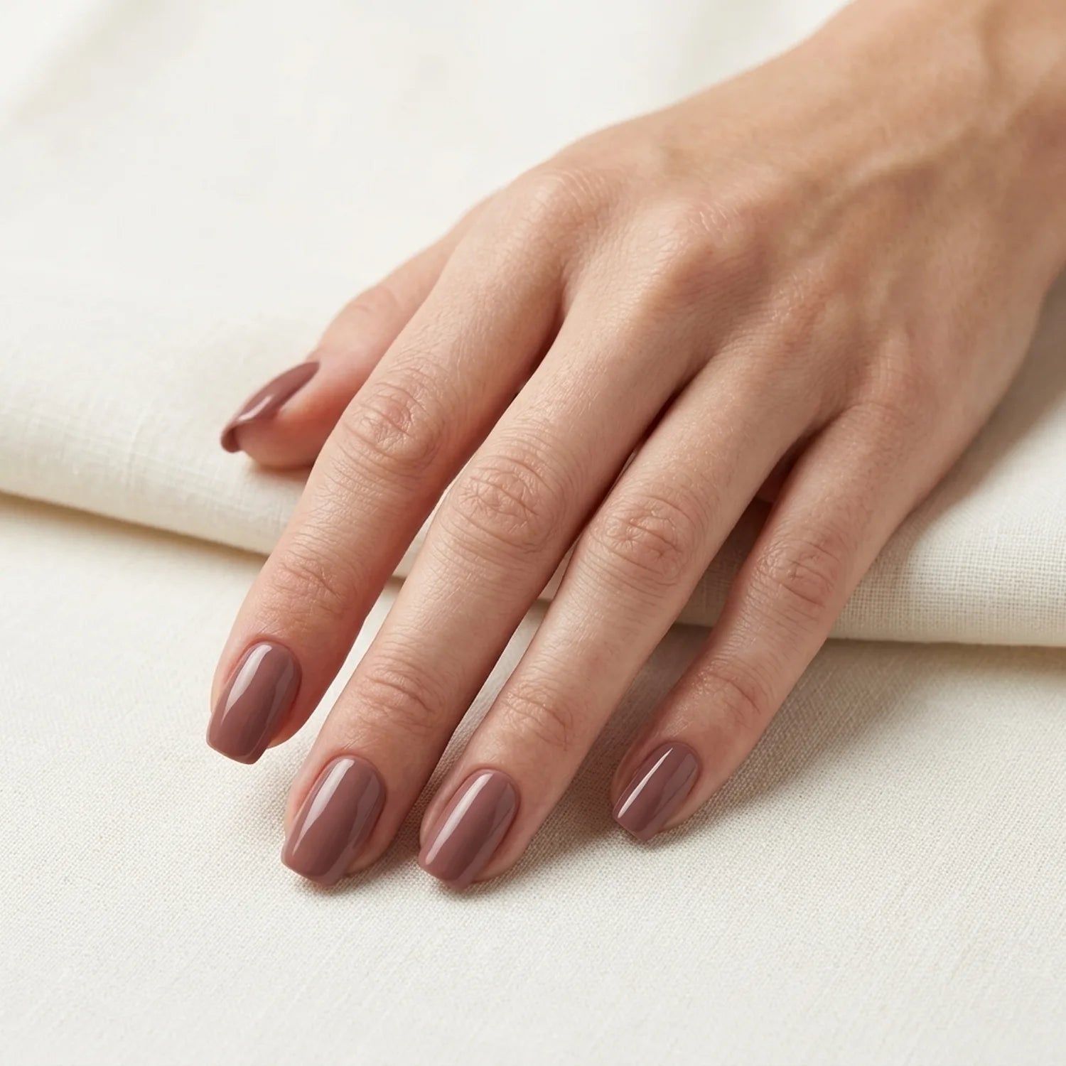 Shellac · Mocha 10ml, gel polish, gellack, nail polish, uv lack für Nägel im Nageldesign & Nagelstudios