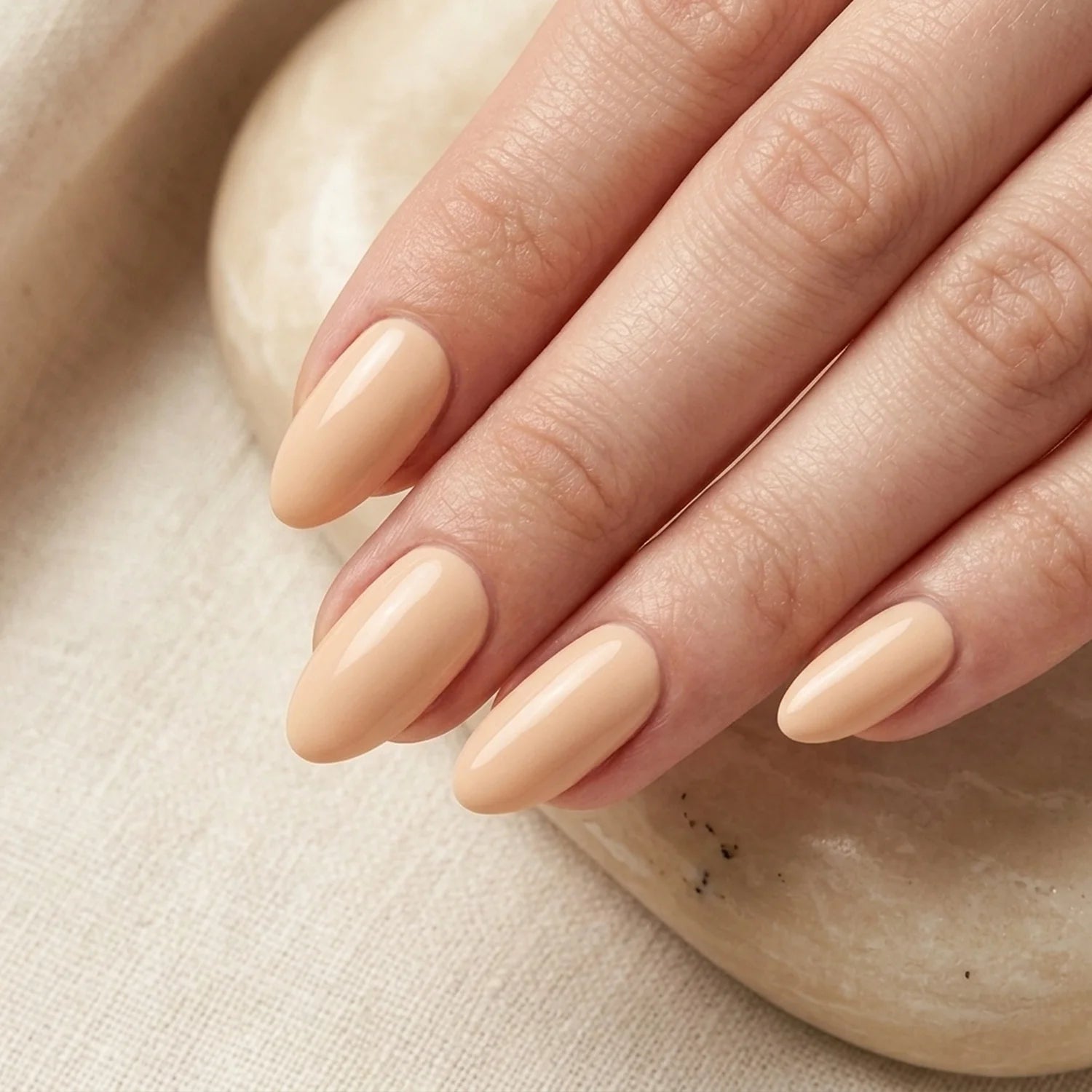 Shellac · Sandy Nude 10ml, gel polish, gellack, nail polish, uv lack für Nägel im Nageldesign & Nagelstudios