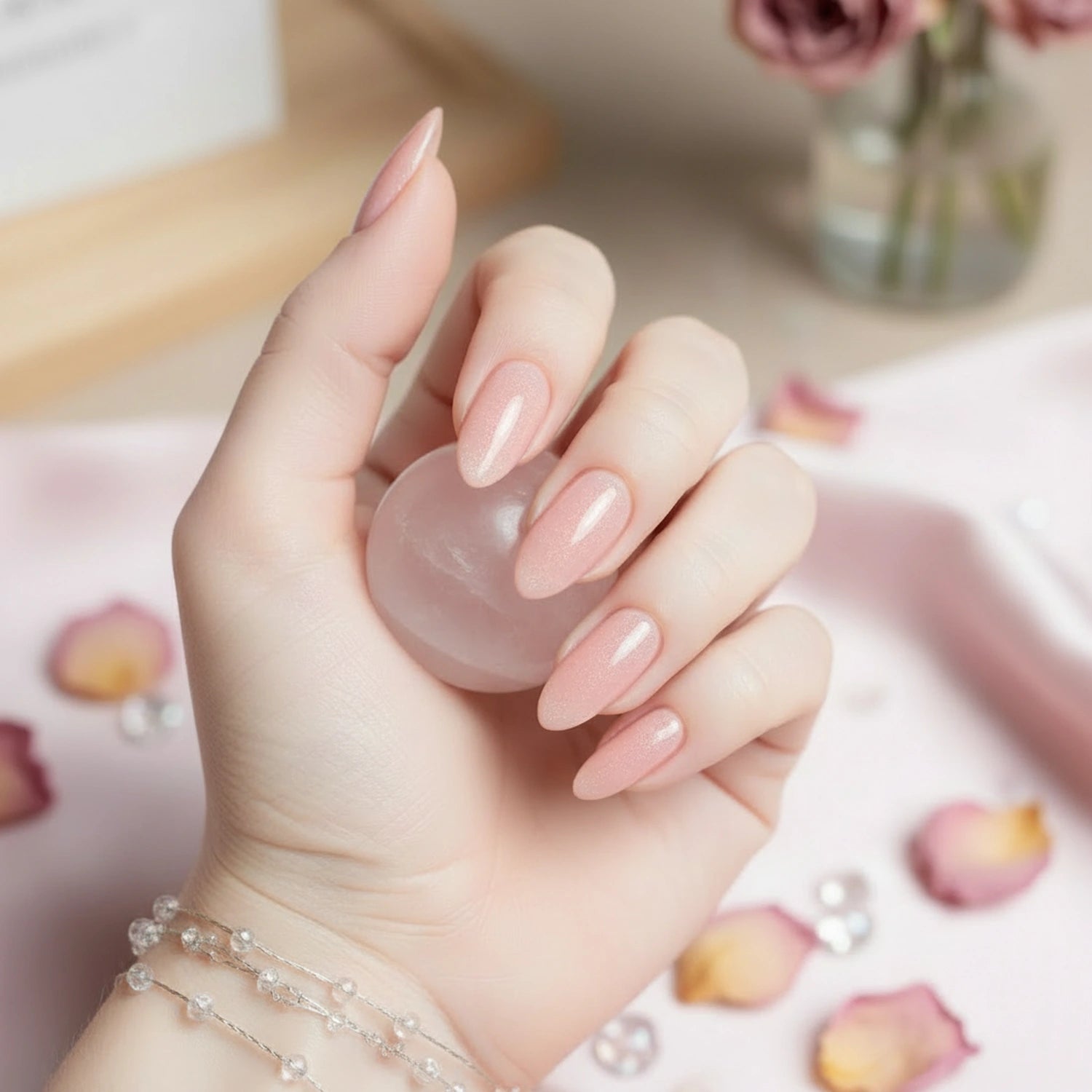 Shellac · Rubber Base · Sparkle Rose 7,3ml*, Aufbaugel in der Flasche, Aufbaugel Naturnagel, Base Gel, Effekt, flexibles Aufbaugel, flexibles Gel, gel polish, gellack, Glitzer, Grundiergel, Haftgel, nail polish, Pastell, Rosa, Rose, Shellac, uv lack für Nägel im Nageldesign & Nagelstudios
