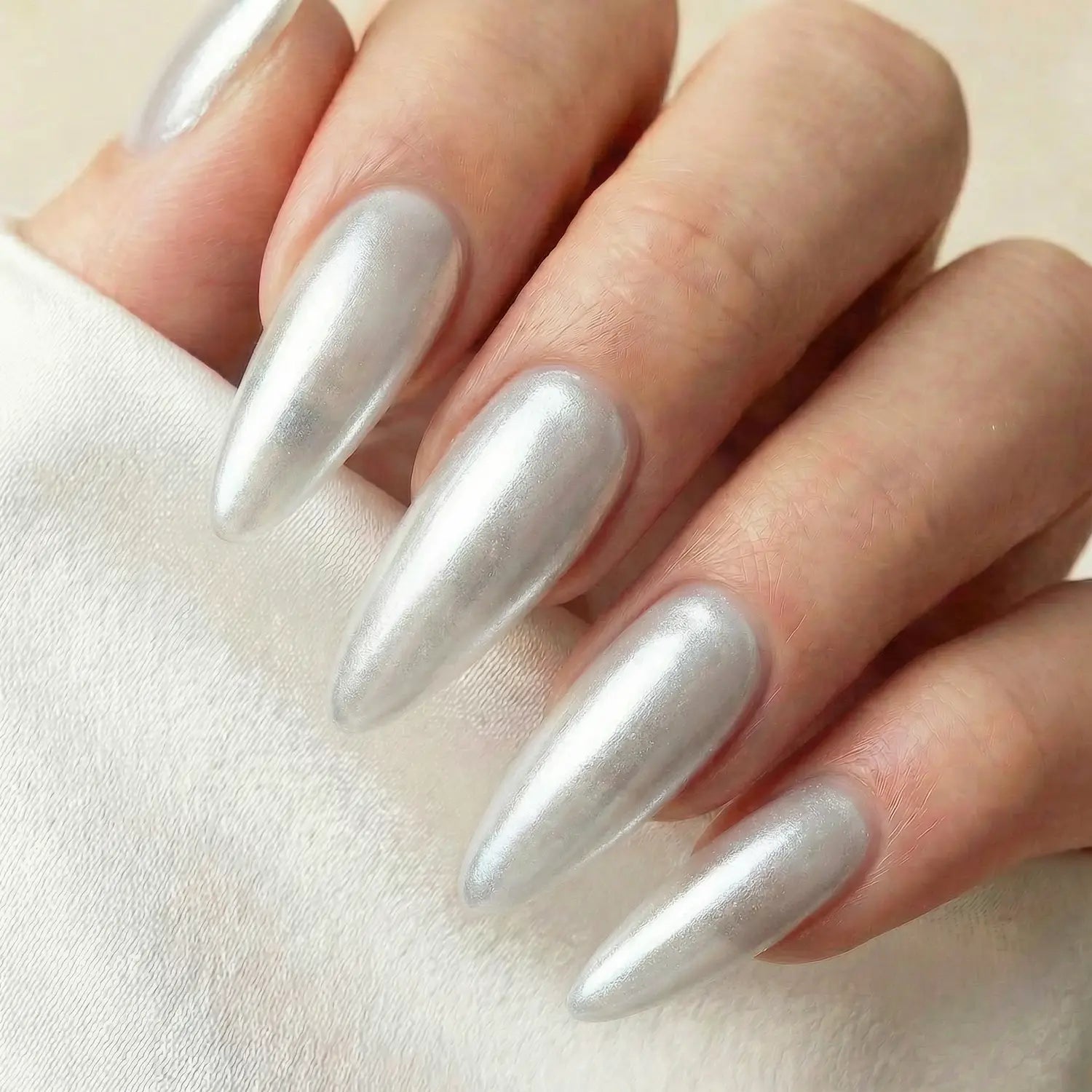 Perlmutt Sealer · No Wipe · 10ml*, glanz Versiegler, glimmer, glitter, glitzer, perlmutt versiegler, schimmer, Top Coat, Versiegelungsgel, Versiegler für Nägel im Nageldesign & Nagelstudios